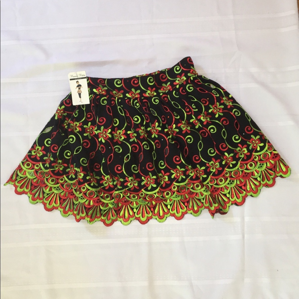Heavenly Hostess embroidered apron retro Mod